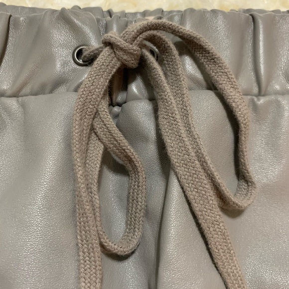 Forever 21 Taupe/Gray Drawstring Skirt - Picture 4 of 6